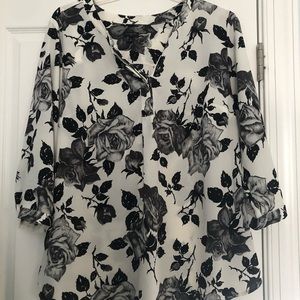 Talbots Popover in Black and white floral 2x